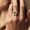 bague-bowie-n2-blanc-et-onyx-p-3.jpg BAGUE BOWIE N2 BLANC ONYX PASCALE MONVOISIN