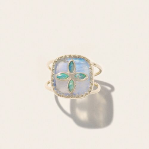 bague-bowie-n2-moonstone-pm.jpg BAGUE BOWIE N°2 MOONSTONE PASCALE MONVOISIN