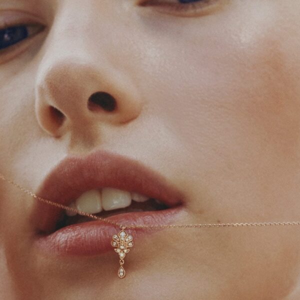 COLLIER VENUS OR ROSE STONE PARIS