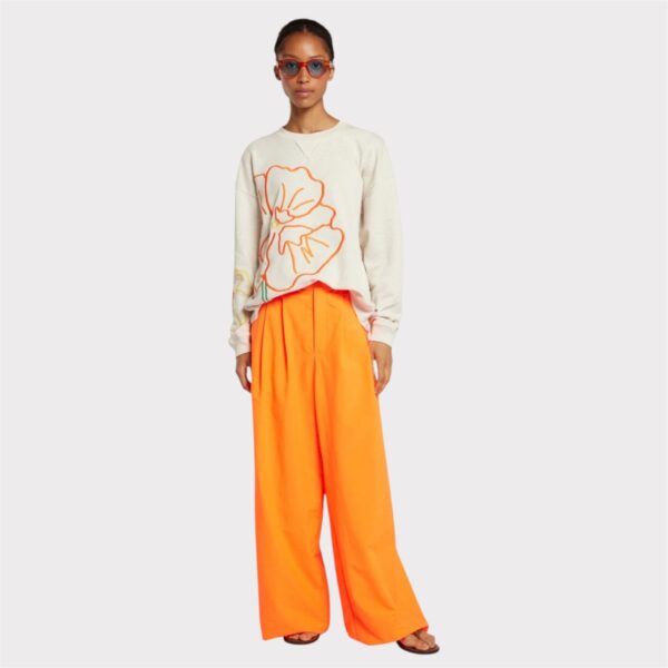 SWEAT FLOWER MIRA MIKATI